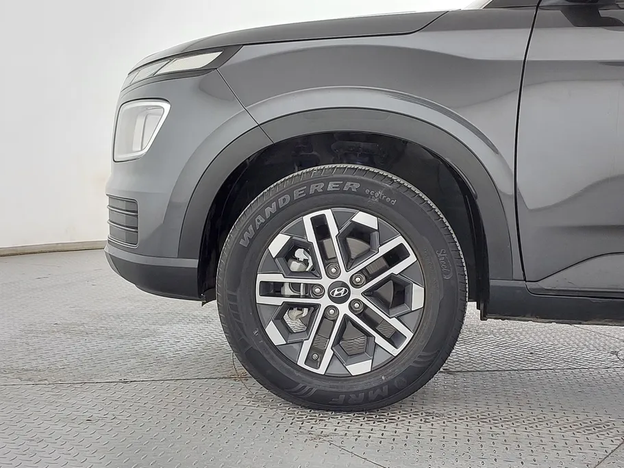 2024 Hyundai Venue Smart 