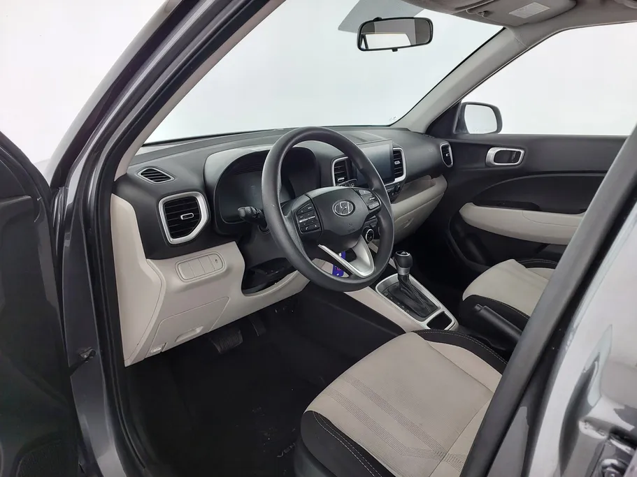2024 Hyundai Venue Smart 