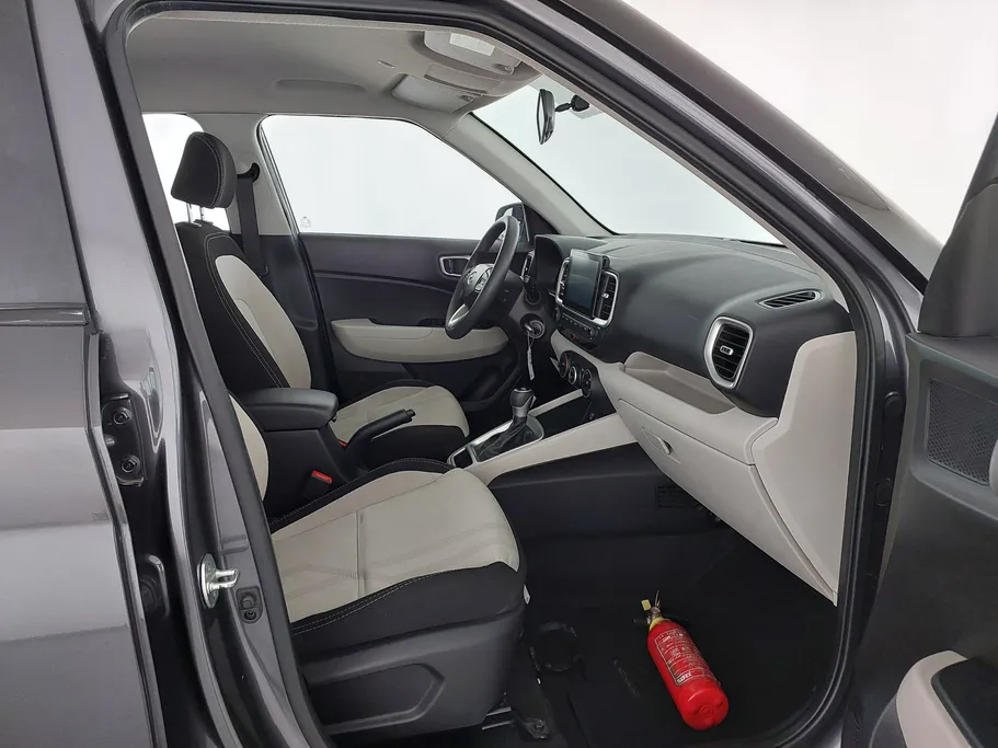 2024 Hyundai Venue Smart 