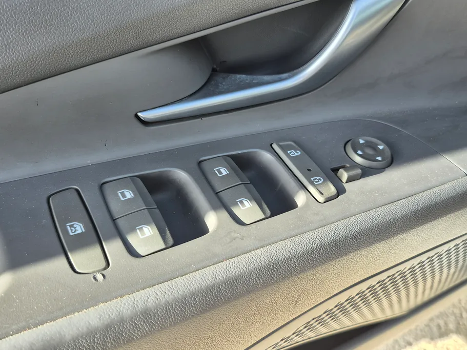 2023 Hyundai Elantra Fleet 