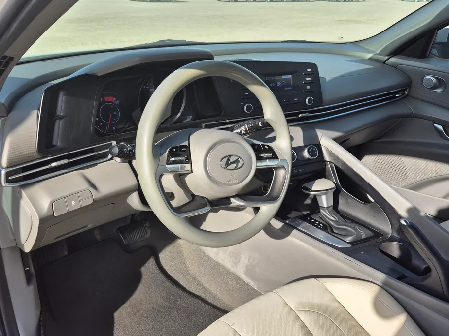 2023 Hyundai Elantra Fleet 