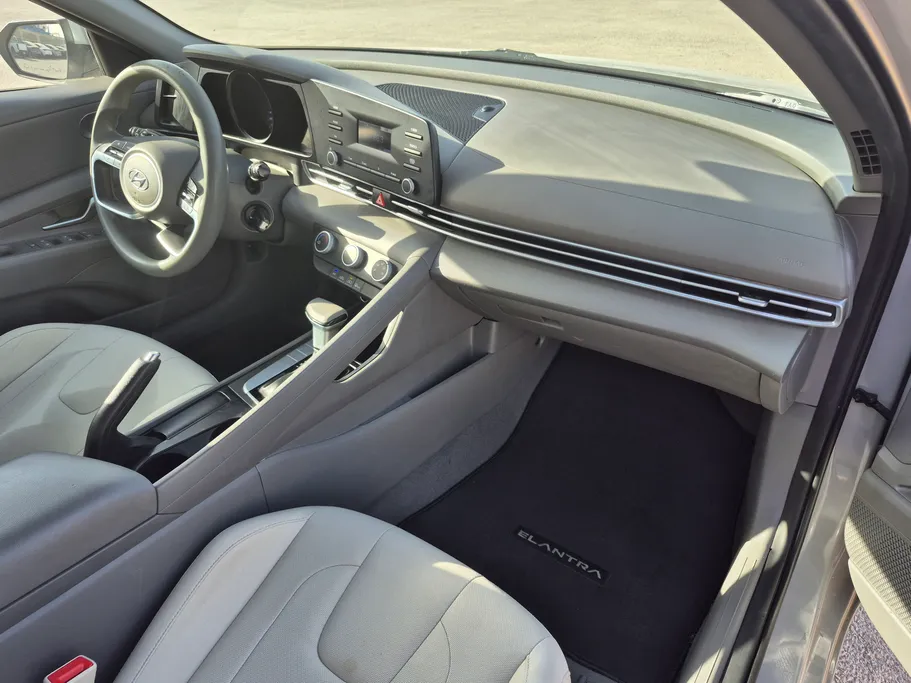 2023 Hyundai Elantra Fleet 