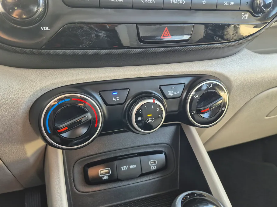 2024 Hyundai Venue Smart 