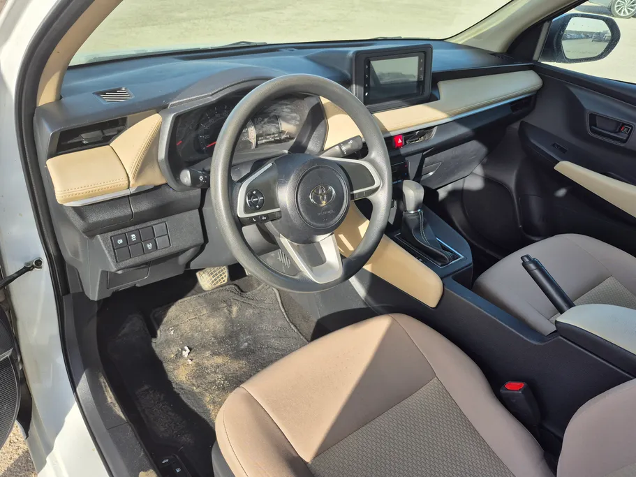 تويوتا يارس Y 2023 