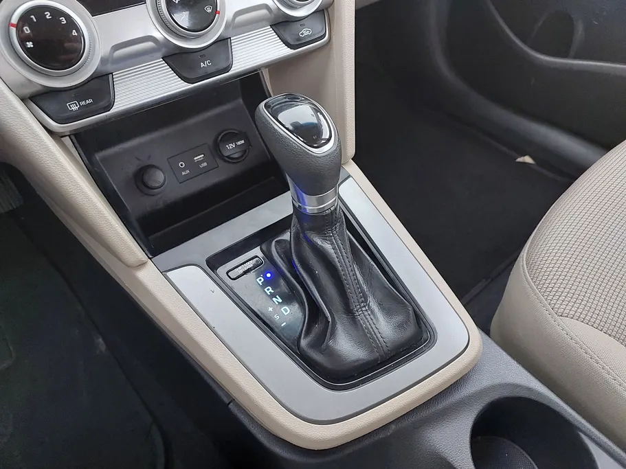 2020 Hyundai Elantra GL 