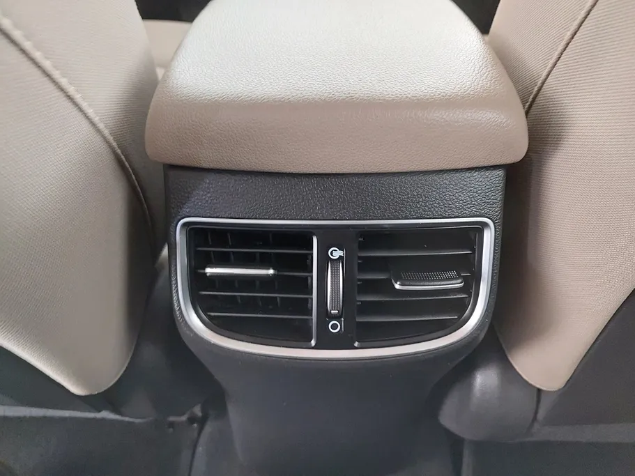 2020 Hyundai Elantra GL 