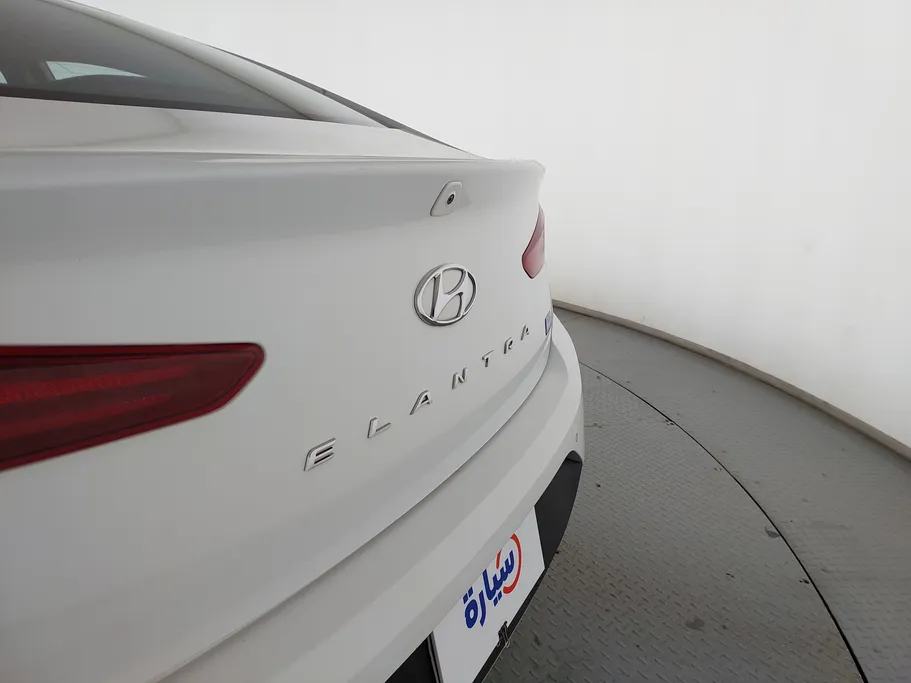 2020 Hyundai Elantra GL 