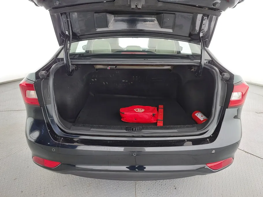 2023 ام جي 5 LUX 