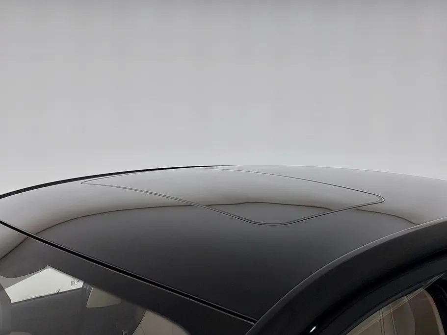 2023 ام جي 5 LUX 