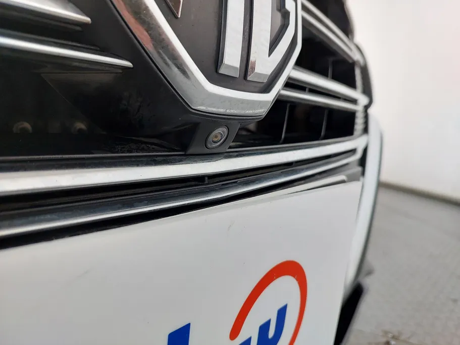 2023 ام جي 5 LUX 