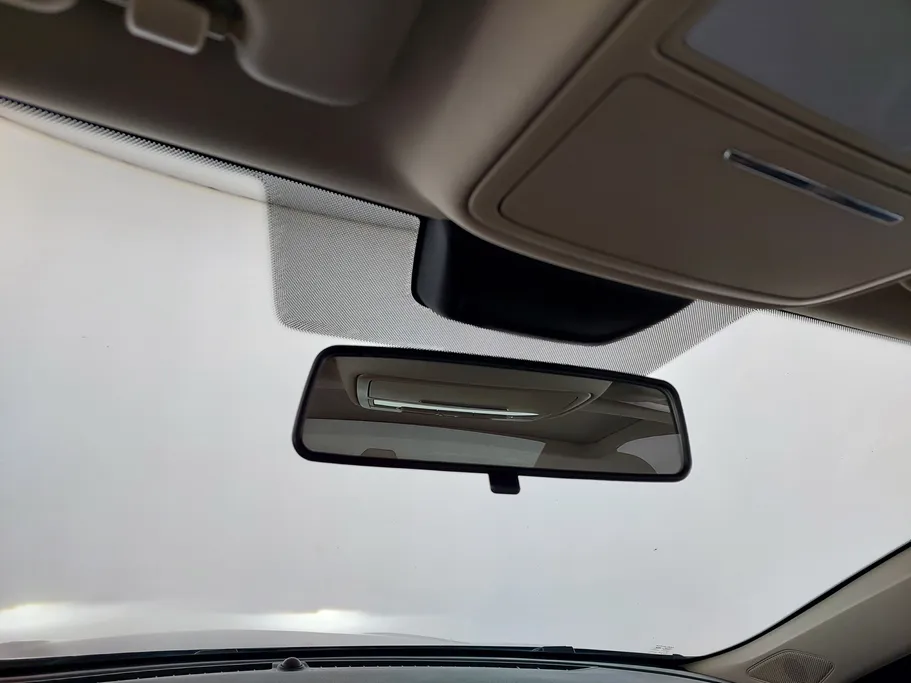 2023 ام جي 5 LUX 