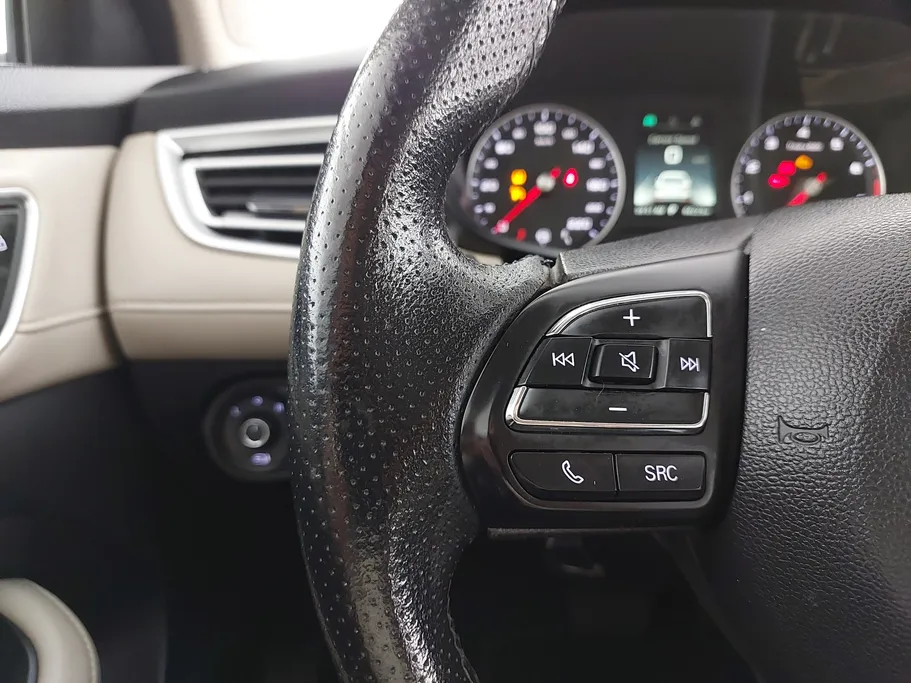 2023 ام جي 5 LUX 