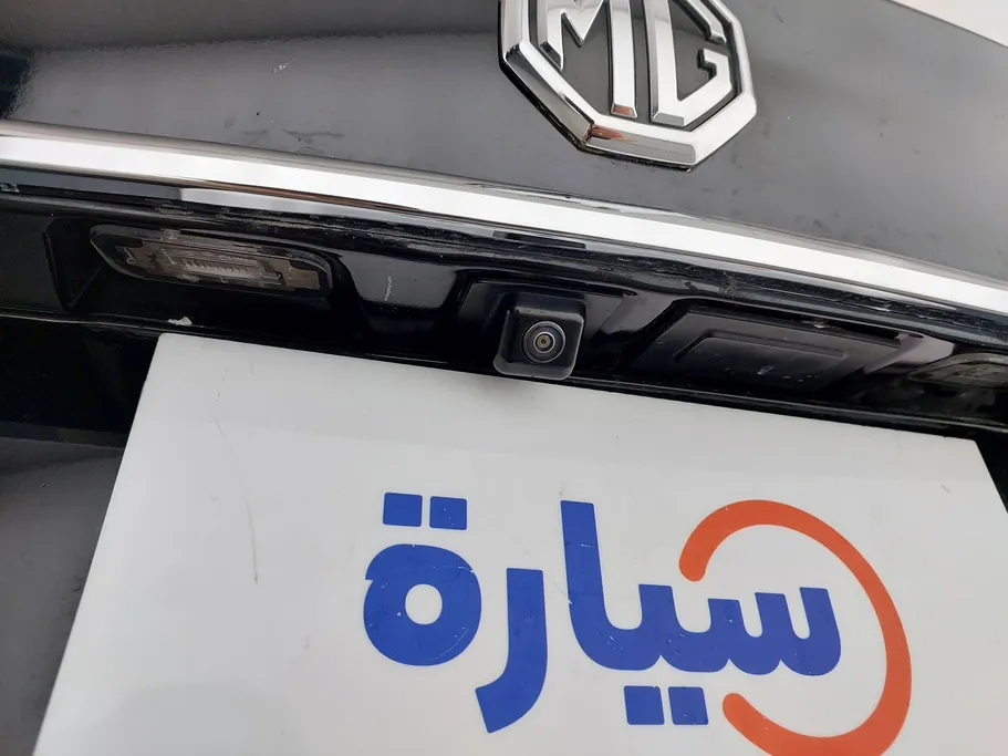 2023 ام جي 5 LUX 