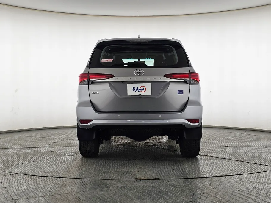 تويوتا فورتشنر GX 2021 