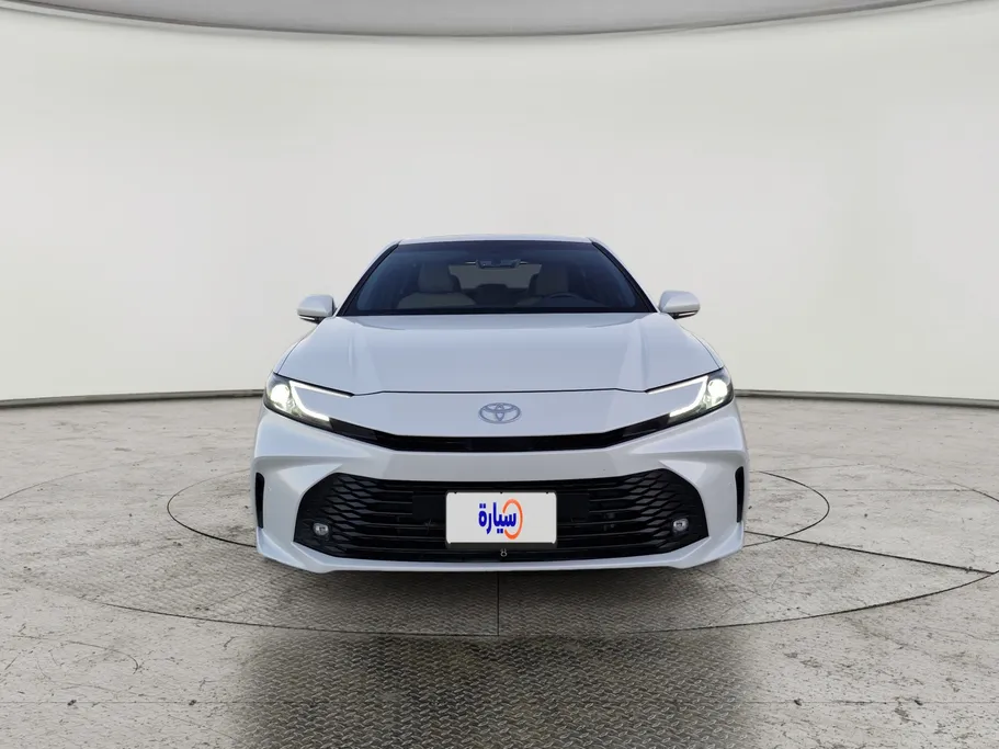تويوتا كامري E Plus HEV 2025 