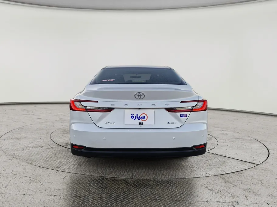 تويوتا كامري E Plus HEV 2025 