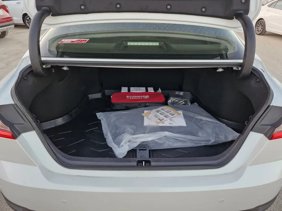 تويوتا كامري E Plus HEV 2025 