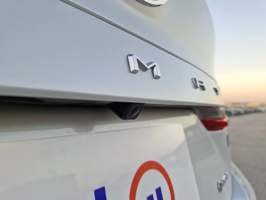 تويوتا كامري E Plus HEV 2025 