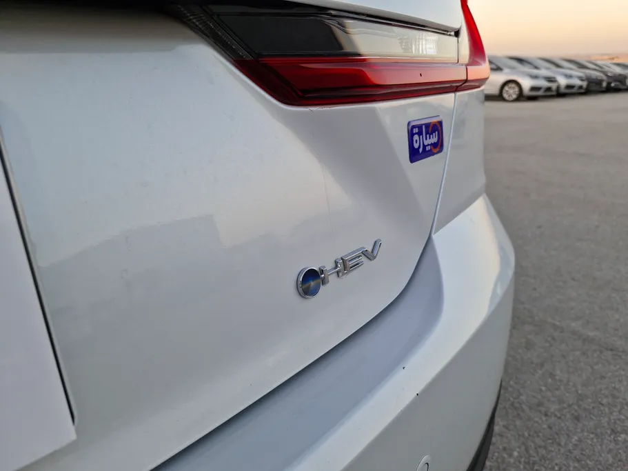 تويوتا كامري E Plus HEV 2025 