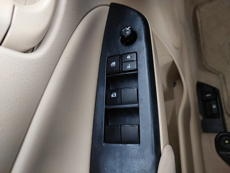 2019 Toyota Yaris  Y 