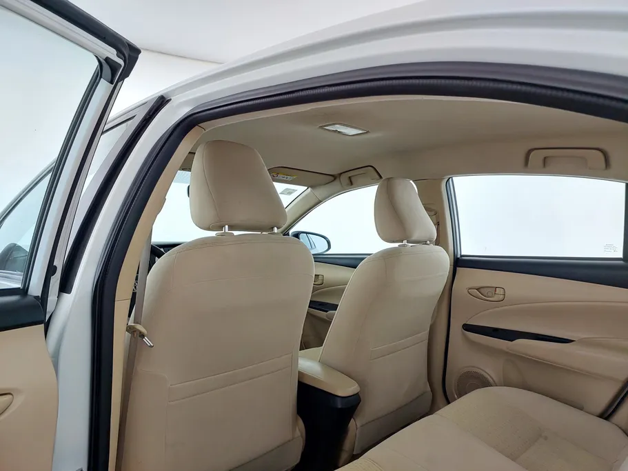 2019 Toyota Yaris  Y 