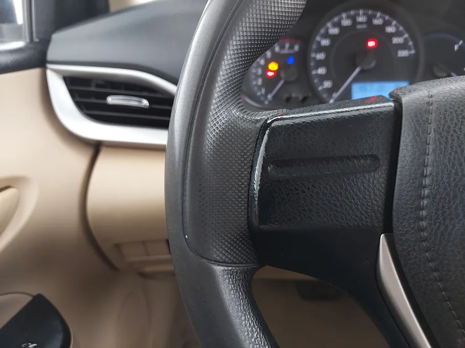 2019 Toyota Yaris  Y 