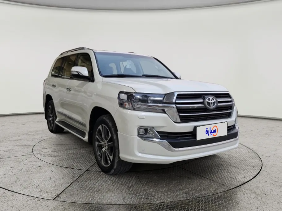تويوتا لاندكروزر GXR Grand Touring 2020 