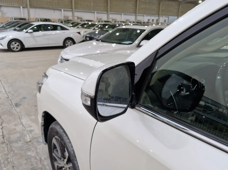 تويوتا لاندكروزر GXR Grand Touring 2020 