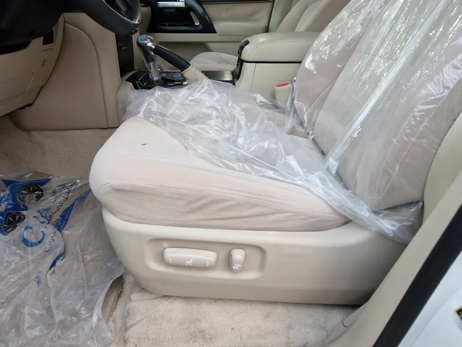 تويوتا لاندكروزر GXR Grand Touring 2020 