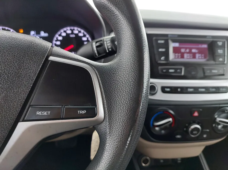 هيونداي اكسنت سمارت 2022 