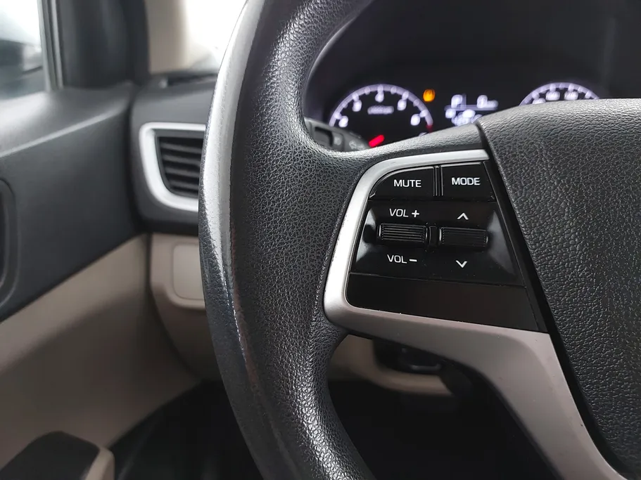 هيونداي اكسنت سمارت 2022 