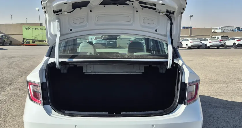 هيونداي Grand i10 فلييت 2024 