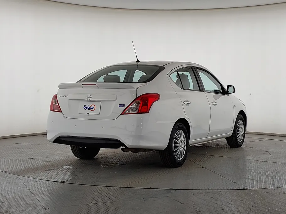 2022 Nissan Sunny SV 