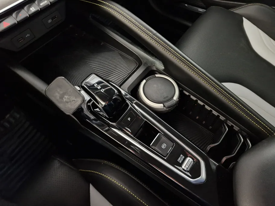 2024 Geely Coolray جي كي 