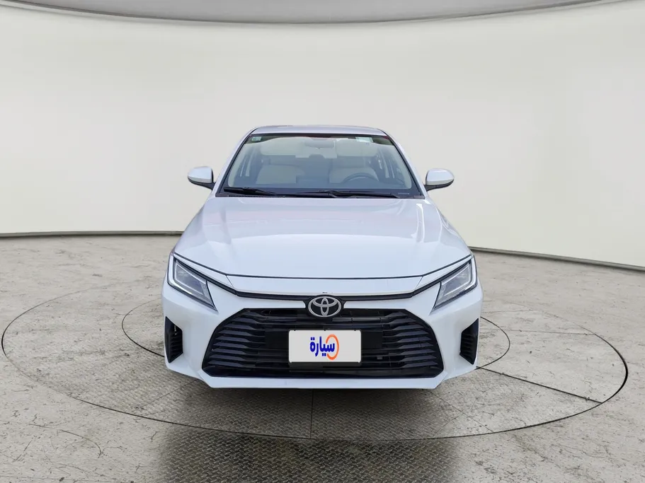 2023 Toyota Yaris  Y 