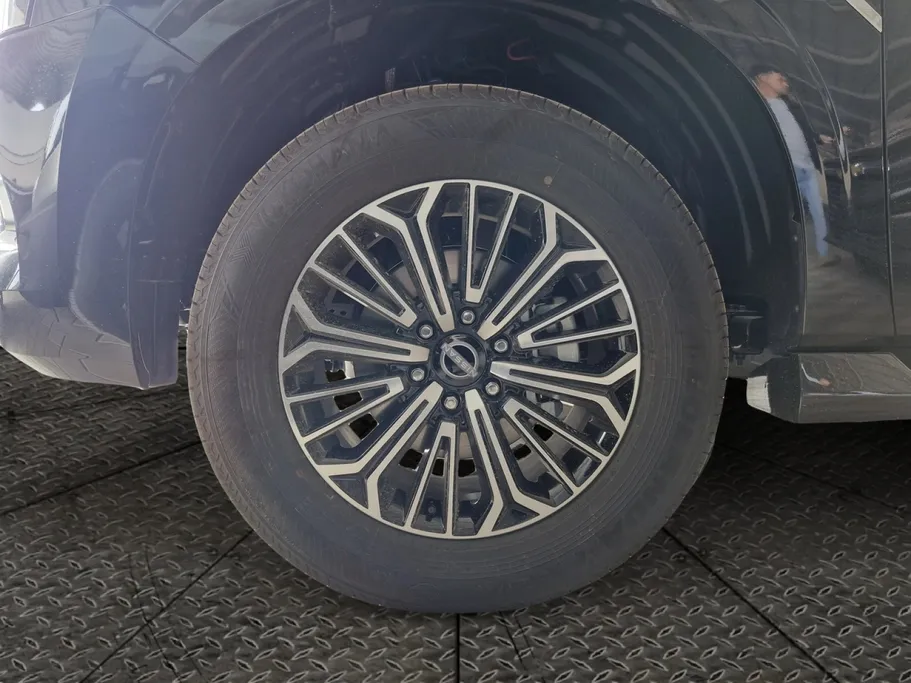 نيسان باترول SE Platinum City	 2026 