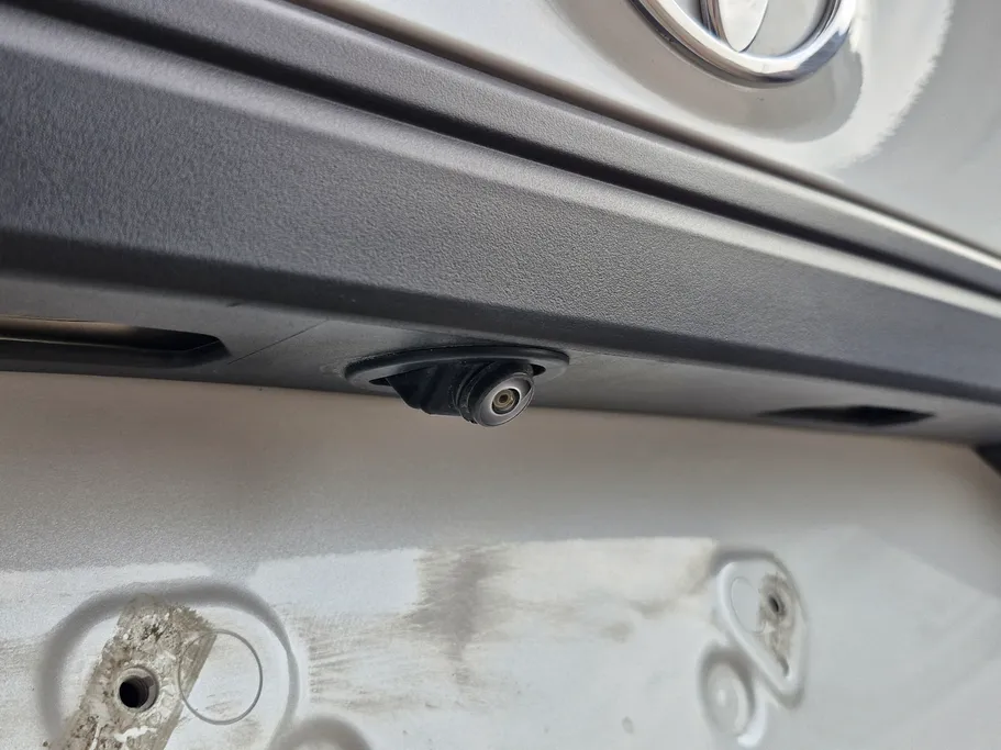 تويوتا يارس Y 2023 