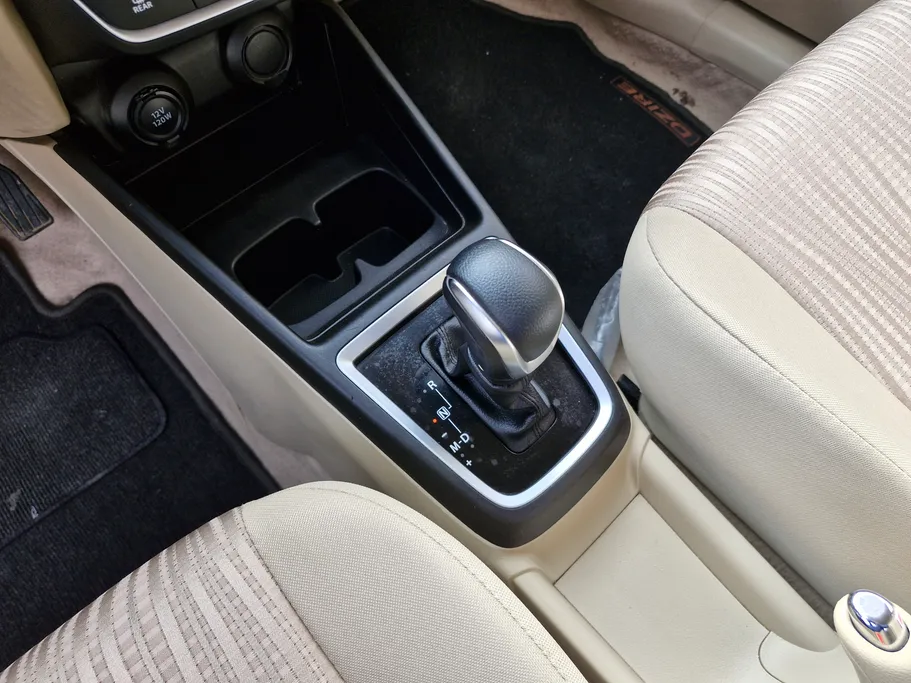 سوزوكي ديزاير GLX 2024 