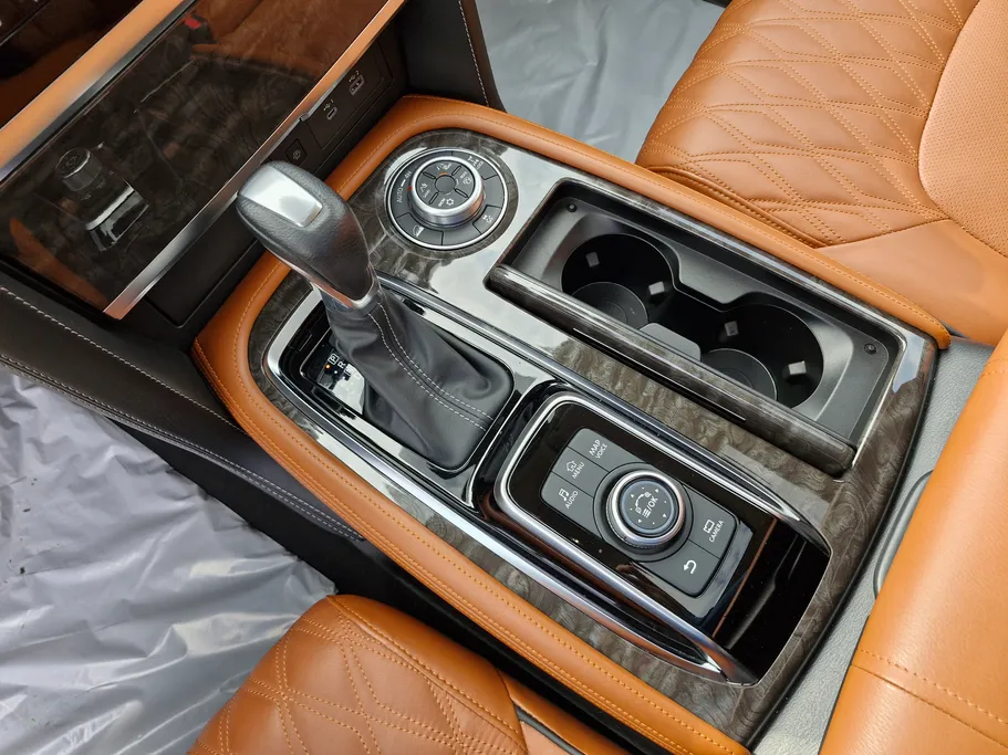 نيسان باترول SE Platinum 2024 