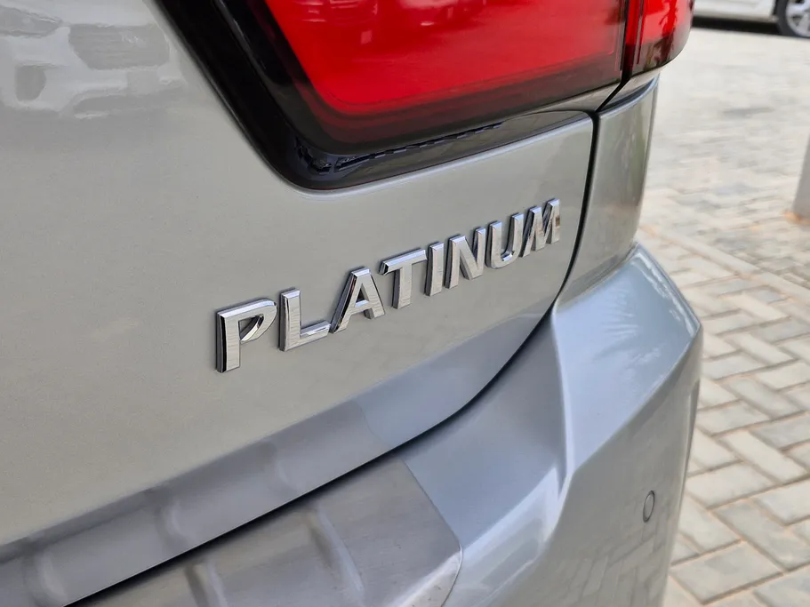 نيسان باترول SE Platinum 2024 