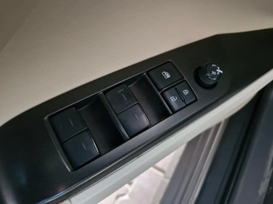 2022 Toyota Camry  LE 