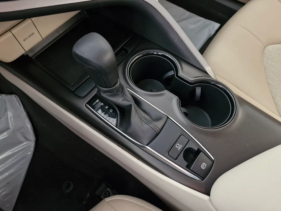 2022 Toyota Camry  LE 