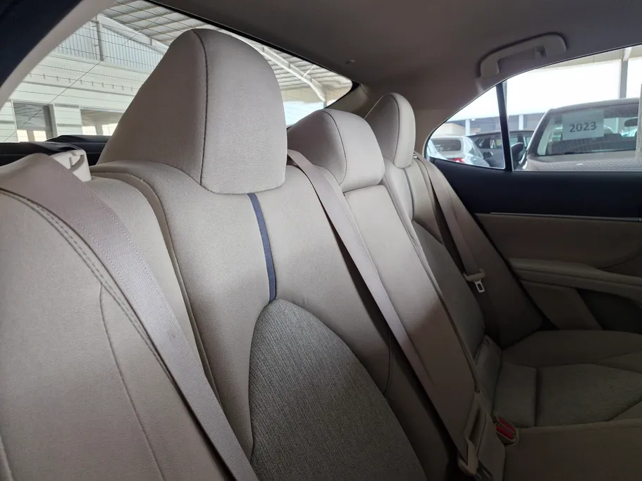 2022 Toyota Camry  LE 