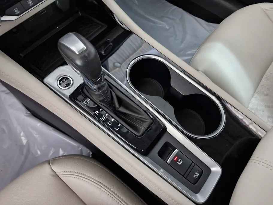 2024 Nissan Altima SL 