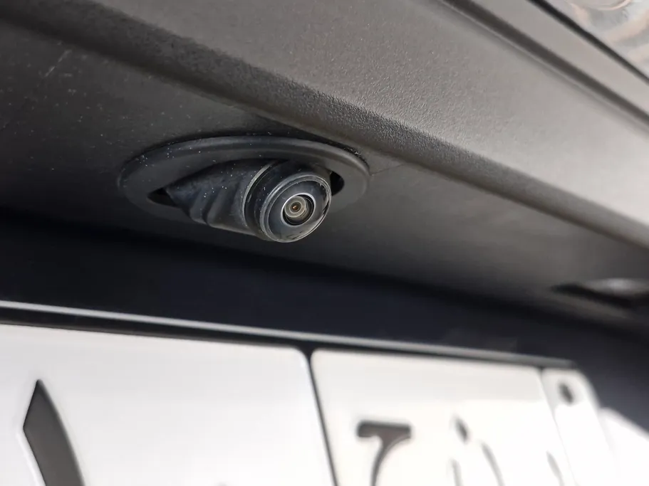 تويوتا يارس Y 2024 