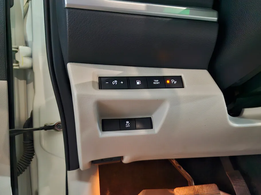 2023 Nissan Xterra SE 