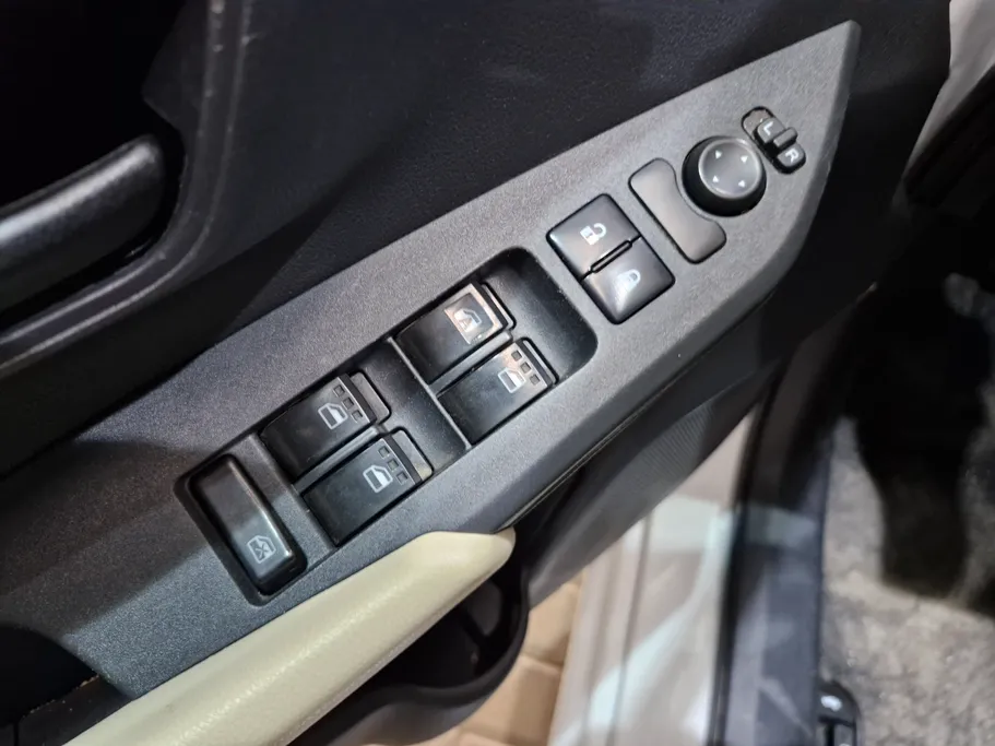 تويوتا يارس Y 2023 