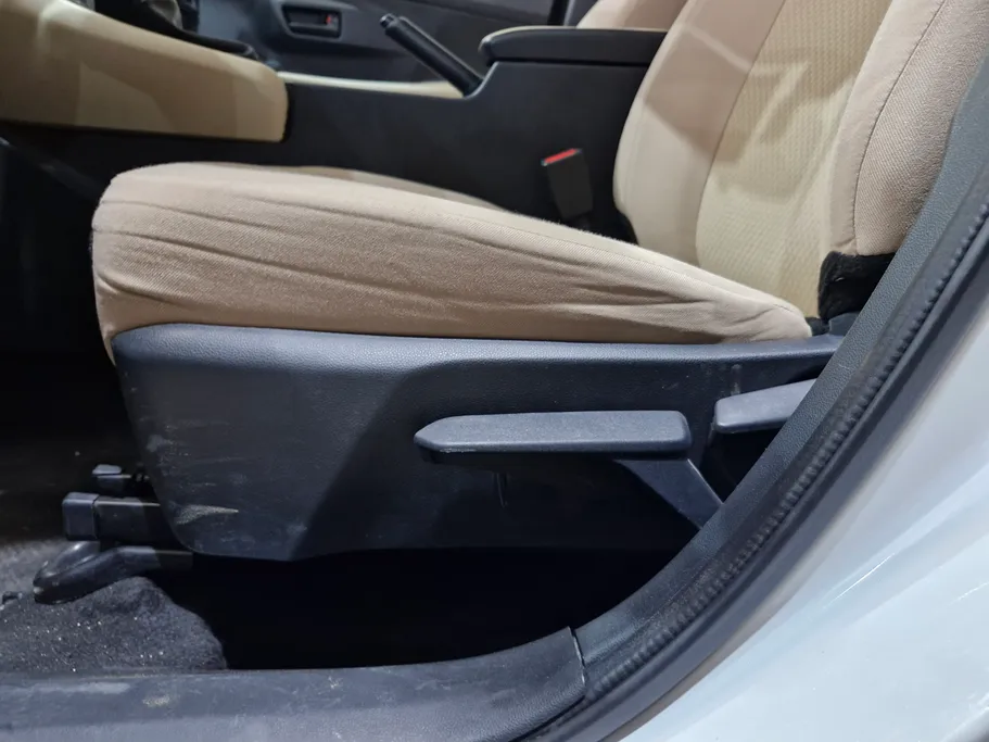 تويوتا يارس Y 2023 