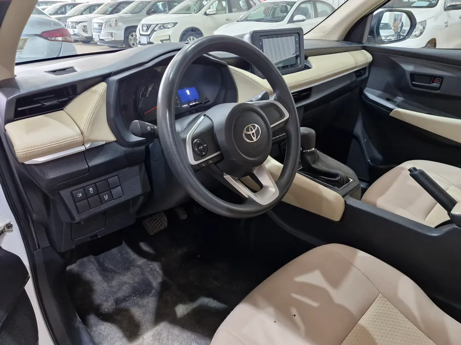 تويوتا يارس Y 2023 