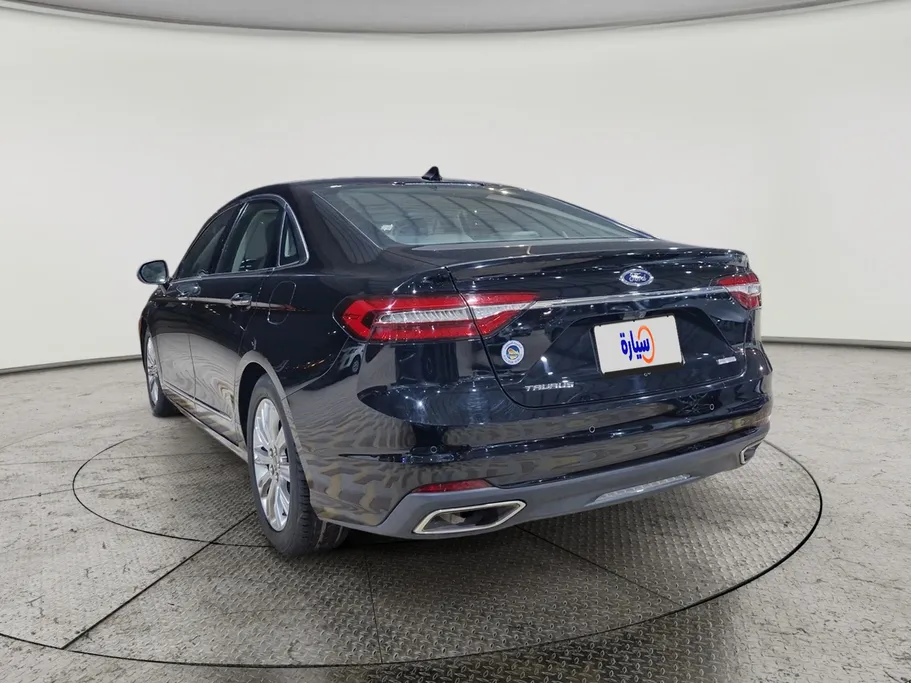 فورد تورس ترند 2021 